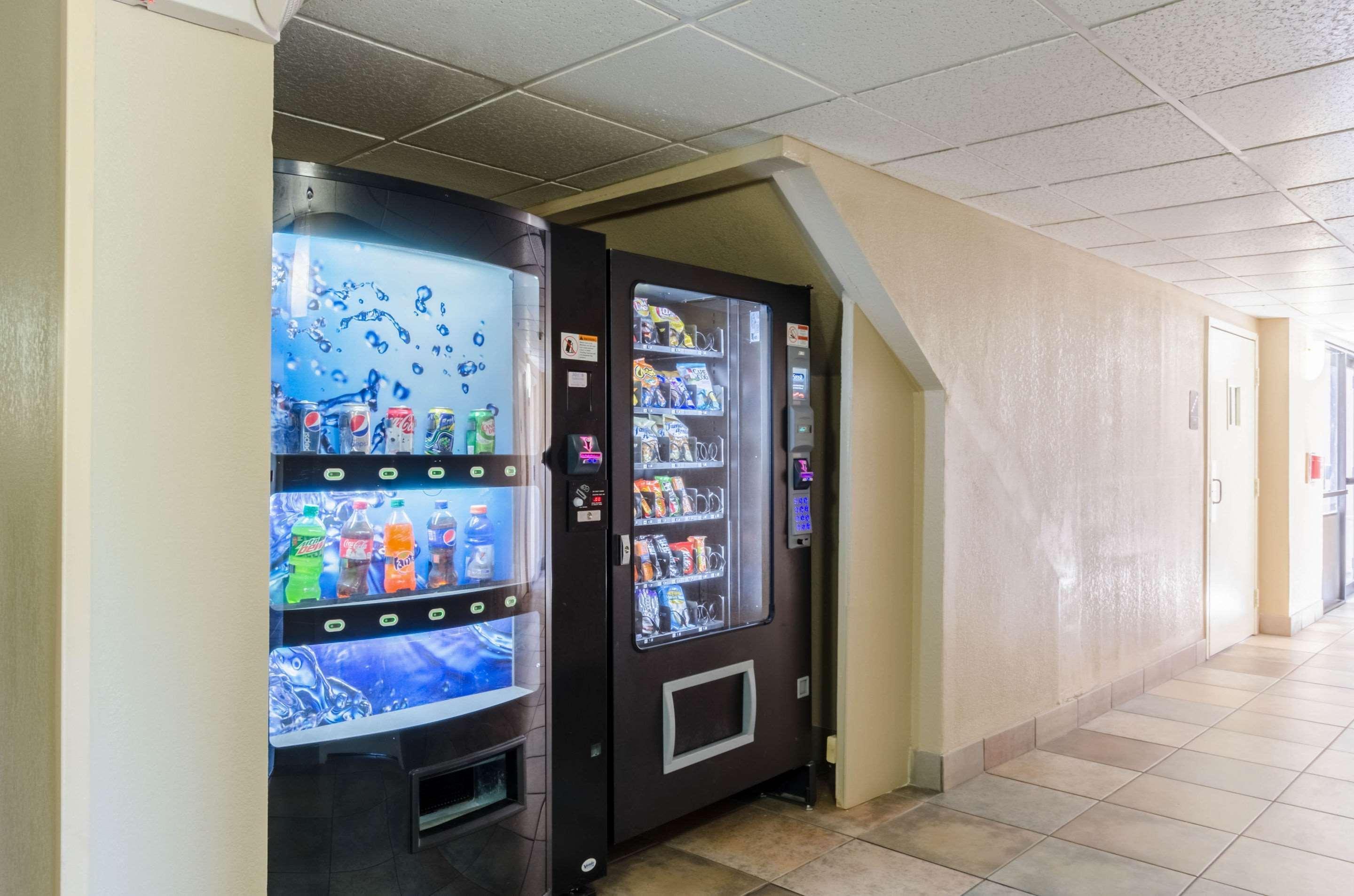 Quality Inn Chicopee-Springfield מראה חיצוני תמונה