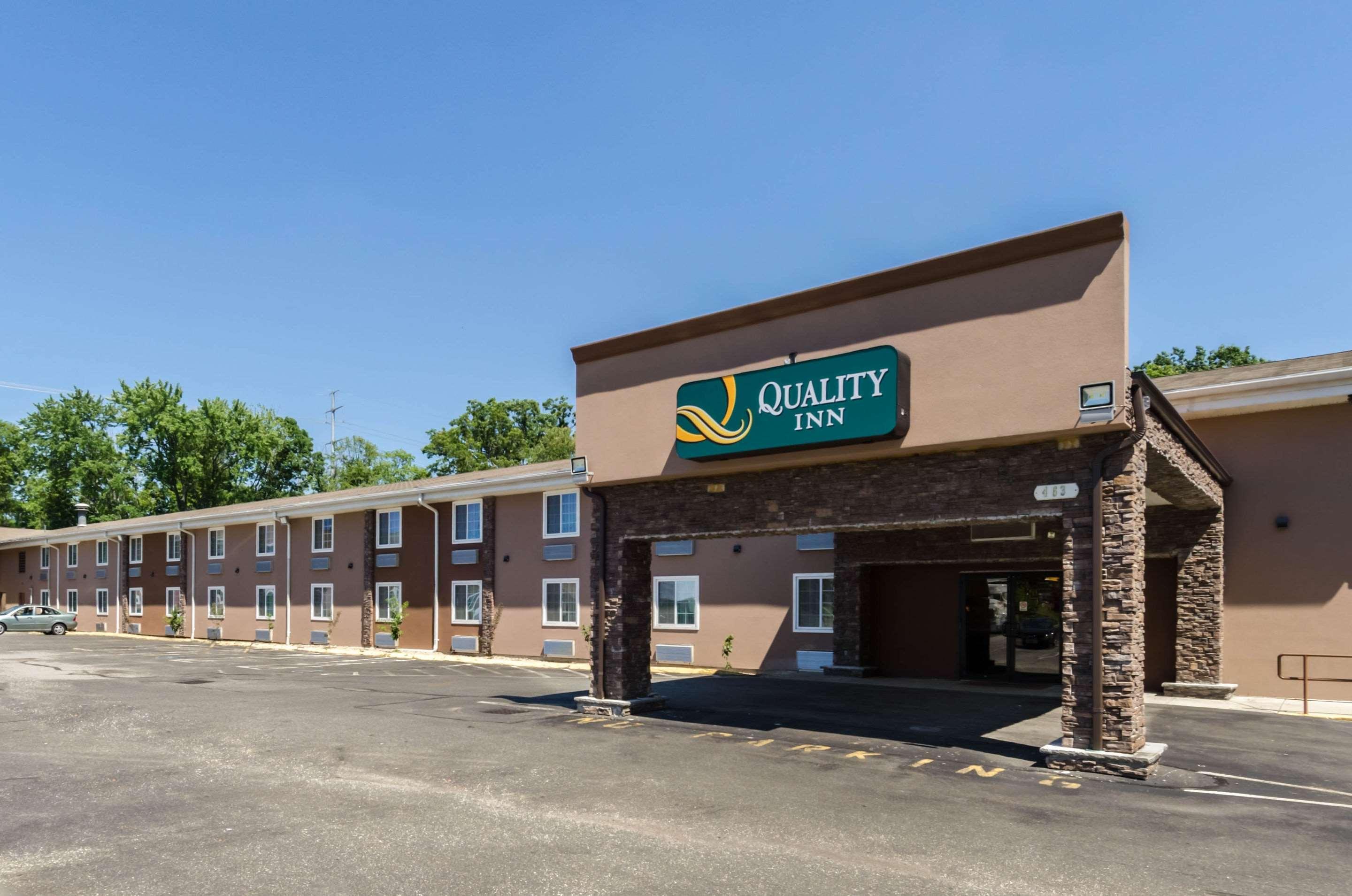 Quality Inn Chicopee-Springfield מראה חיצוני תמונה