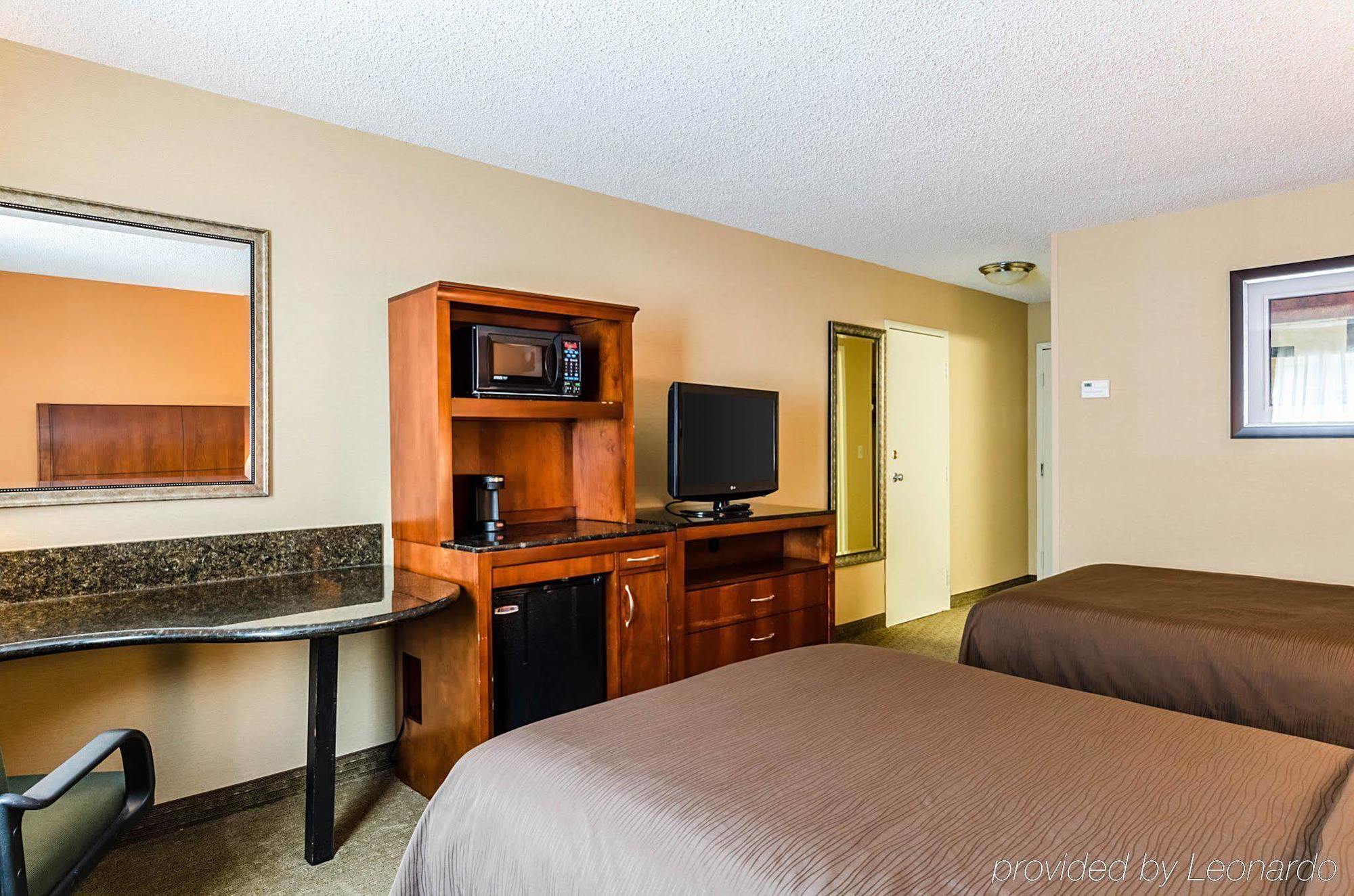 Quality Inn Chicopee-Springfield מראה חיצוני תמונה